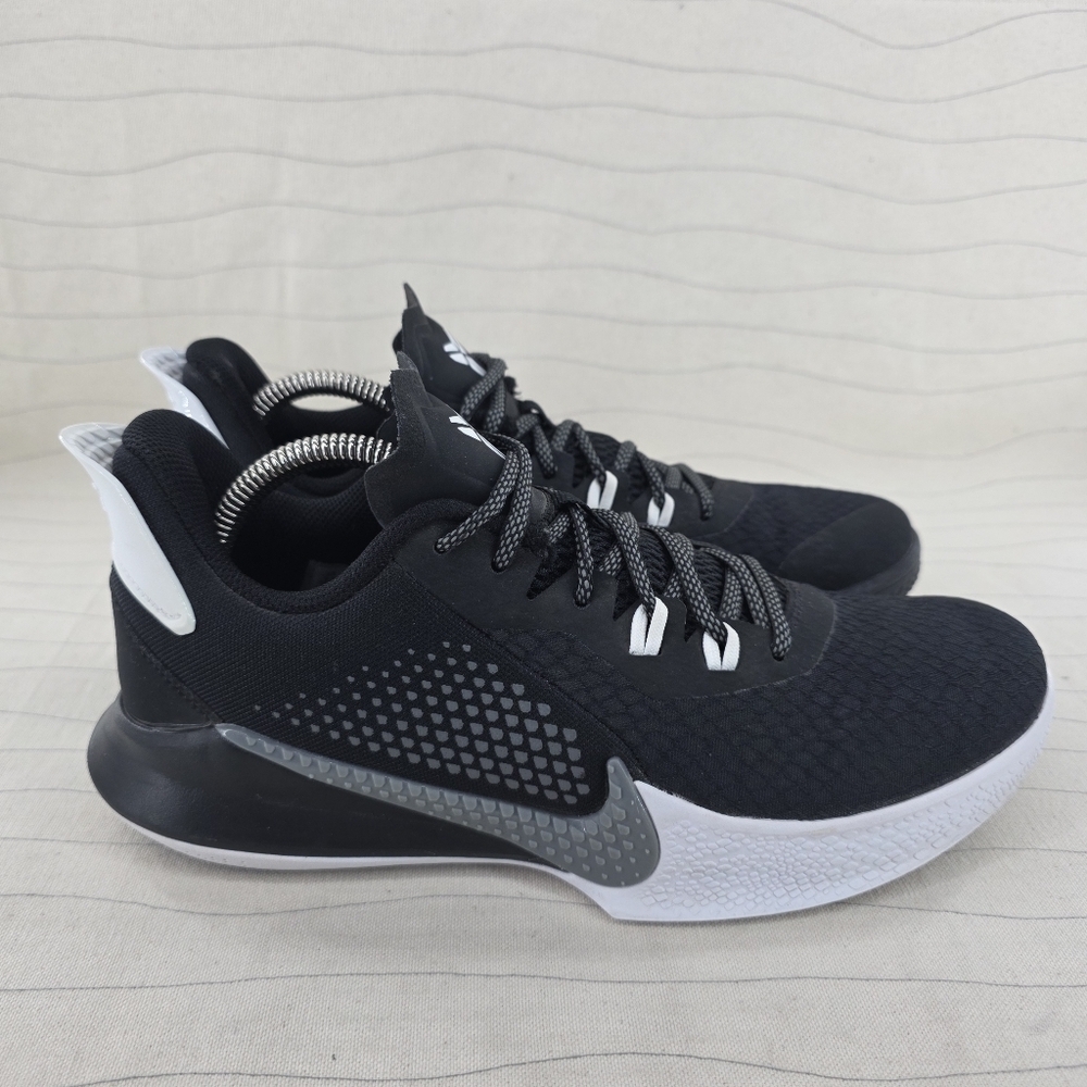 Nike Mens Kobe Mamba Fury Snakeskin Black Gray White Shoes CK2087-001 Size 7.5